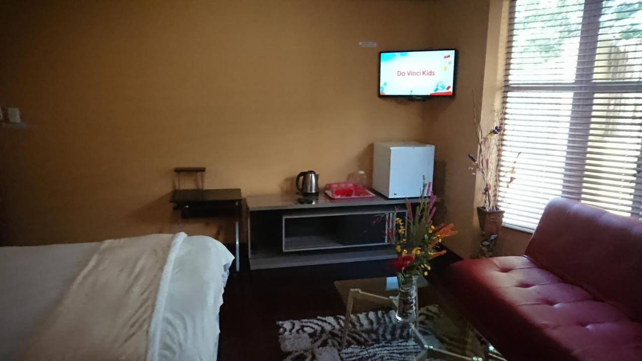 Kzn Park View Guest House ダーバン エクステリア 写真