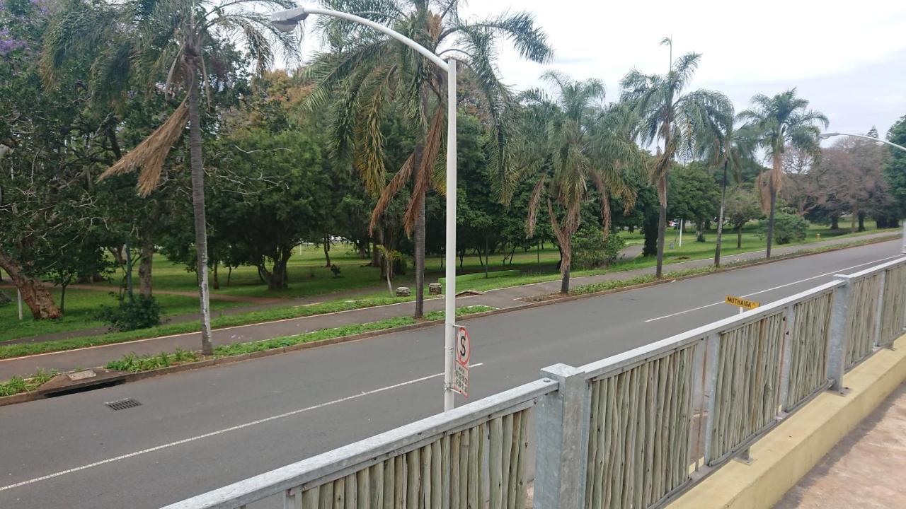 Kzn Park View Guest House ダーバン エクステリア 写真