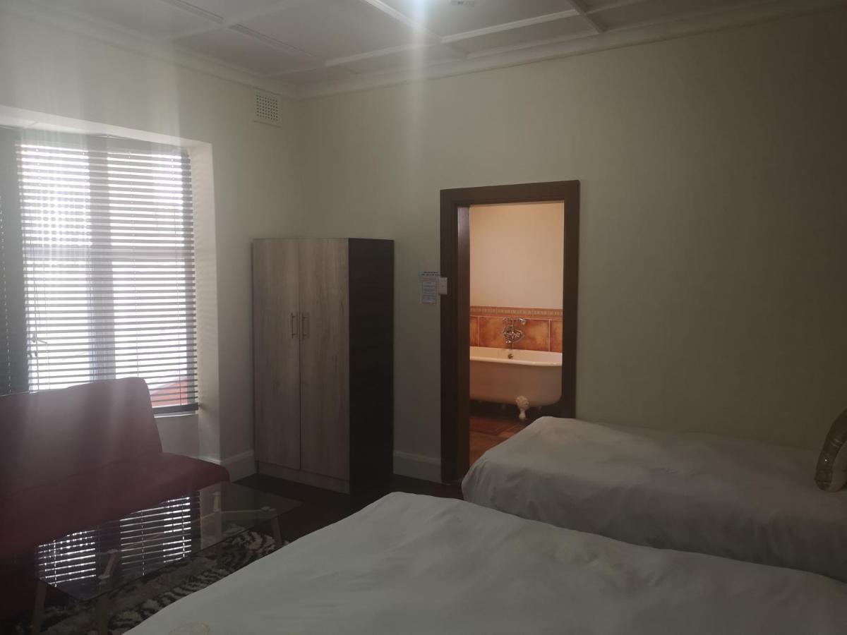 Kzn Park View Guest House ダーバン エクステリア 写真