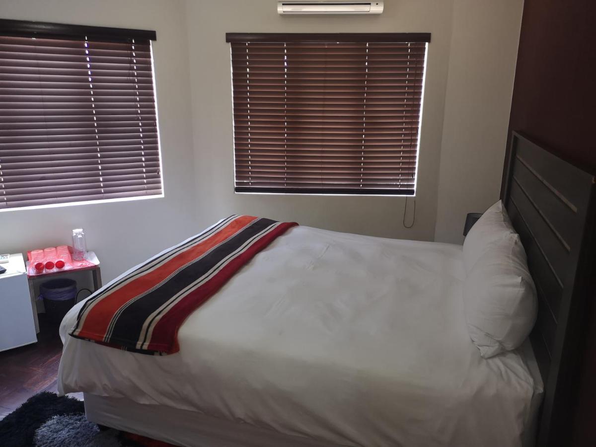 Kzn Park View Guest House ダーバン エクステリア 写真
